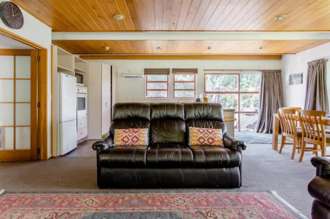 Hot Tub And Views Over Central Queenstown - Entire Holiday House Kültér fotó