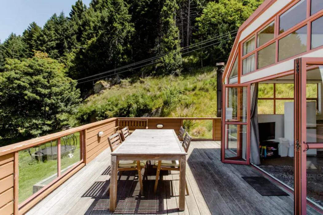 Hot Tub And Views Over Central Queenstown - Entire Holiday House Kültér fotó