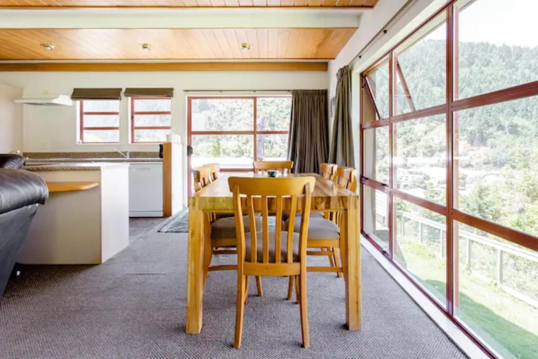 Hot Tub And Views Over Central Queenstown - Entire Holiday House Kültér fotó
